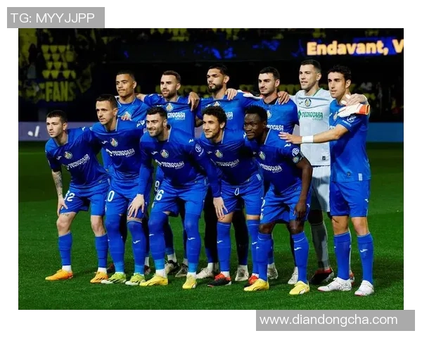 2020年西班牙国家队与巴萨足球俱乐部精彩对决回顾与分析